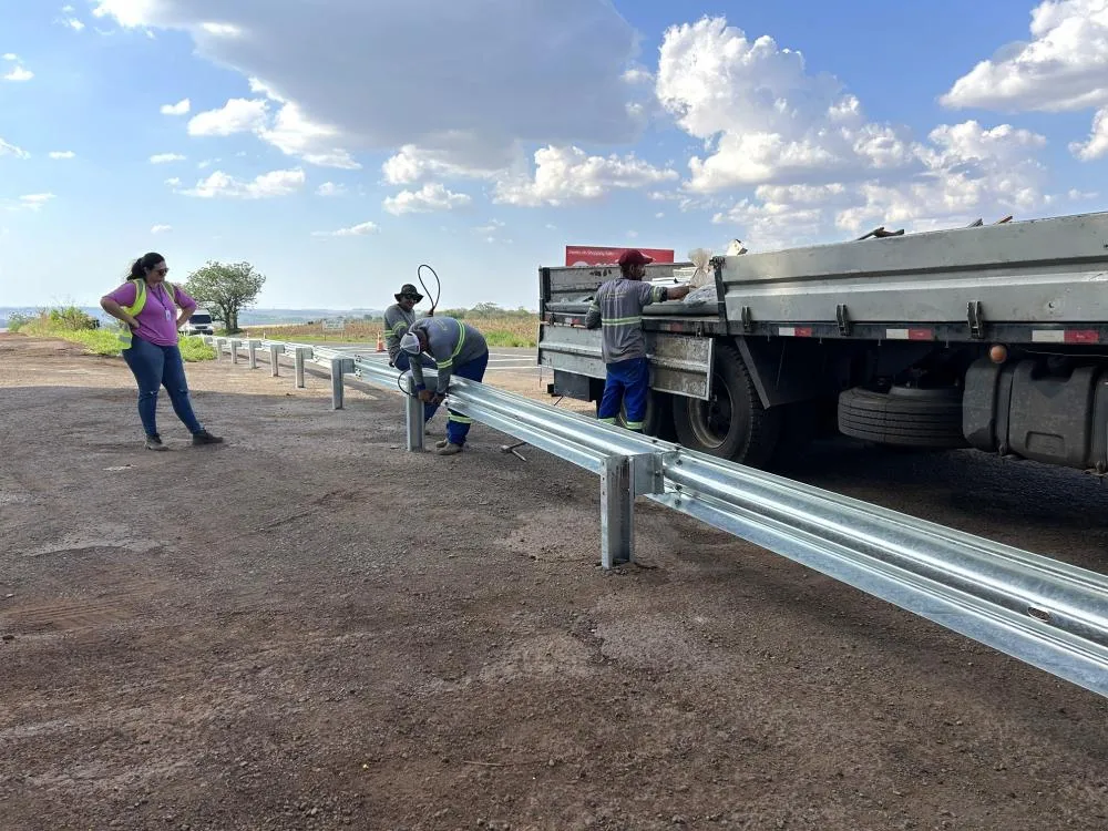Fechamento de acesso em Mercedes preocupa a população