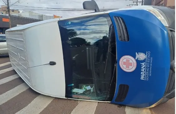 Van da Saúde de São Pedro do Iguaçu se envolve em acidente em Toledo