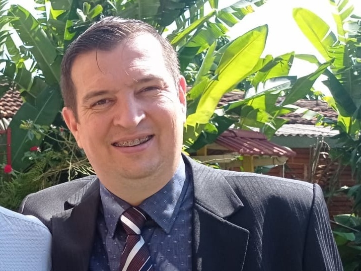 Igreja de Mercedes em luto: Pastor Oldenei falece aos 44 anos