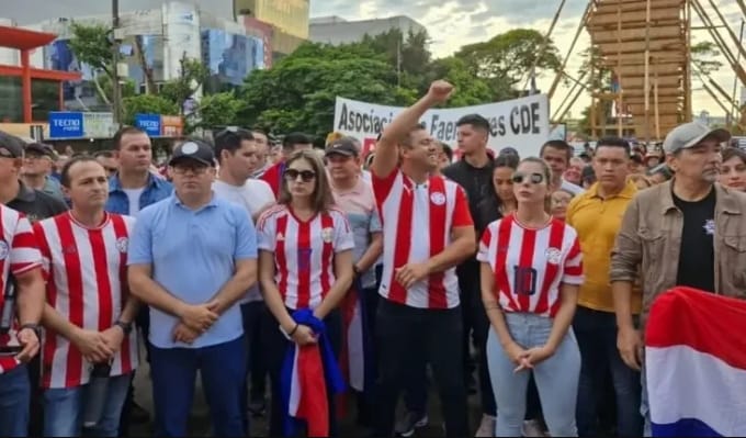 PROTESTO NO PARAGUAI PARALISA A FRONTEIRA NESTA TERÇA-FEIRA (25)