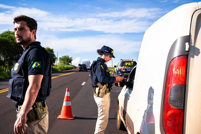 PRF dá início  Operação Carnaval 2025 no Paraná