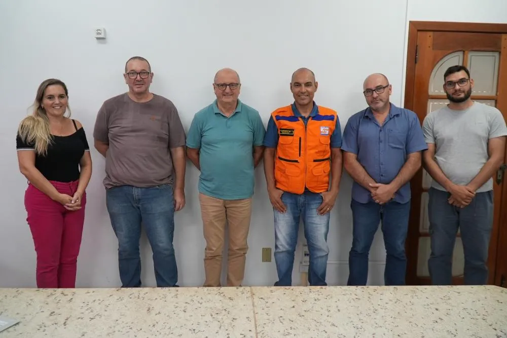 Gestão Municipal realiza reunião com o Representante Regional da Defesa Civil