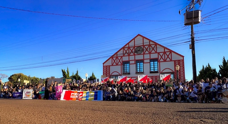 Tradicional Caminhada dos Coros reúne coralistas e comunidade em Nova Santa Rosa