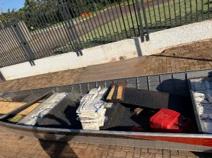 Agrotóxicos e maconha apreendidos na margem brasileira do lago de Itaipu