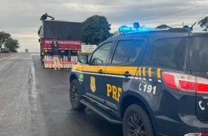 Contrabandista de cigarros, com casamento marcado, é preso pela  PRF