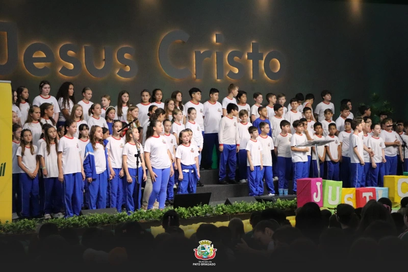 Aluna da Escola Municipal de Pato Bragado se destaca em projeto de Justiça e Cidadania