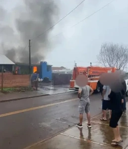 Mulher de 55 anos morre carbonizada em incêndio que destruiu residência no Jardim São Francisco
