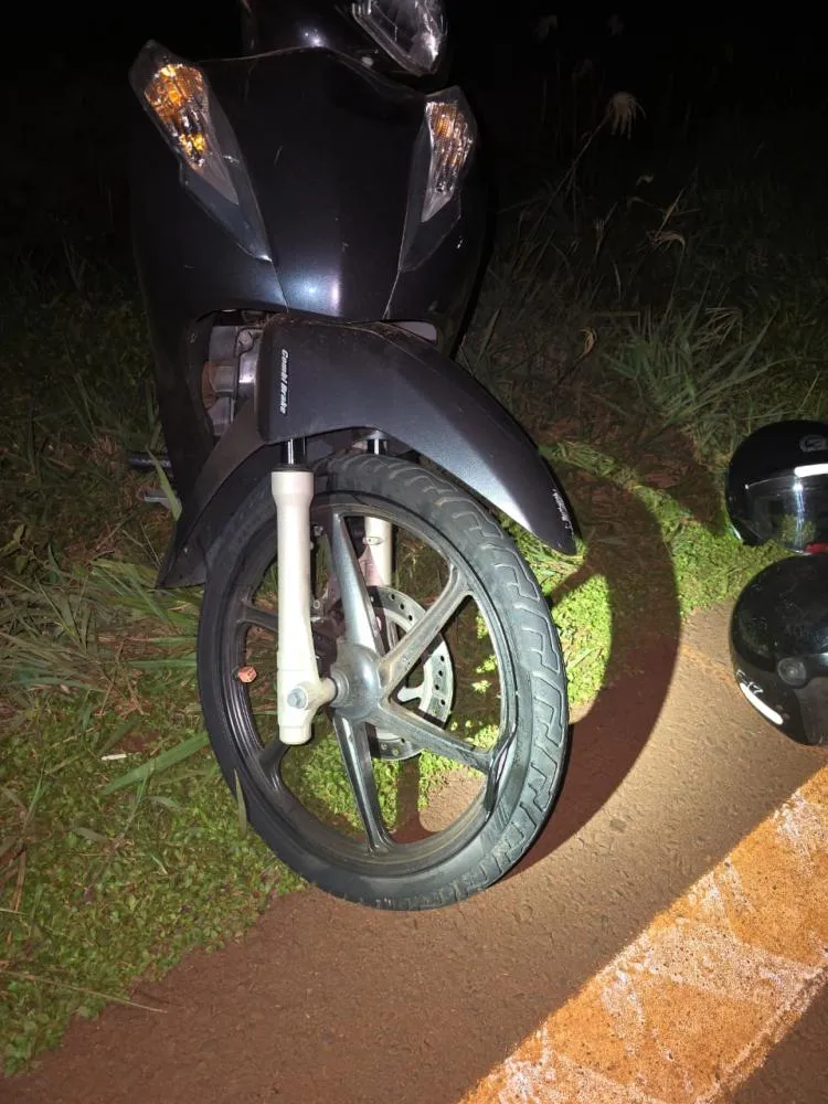 Buraco na pista provoca queda de motociclista próximo a Palotina