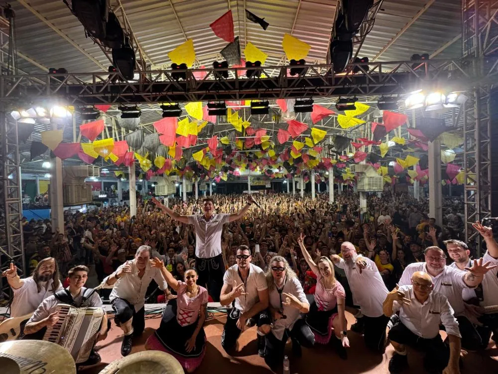 Pato Bragado mantém a tradição da diversão e atrai milhares de pessoas na 24ª Oktoberfest