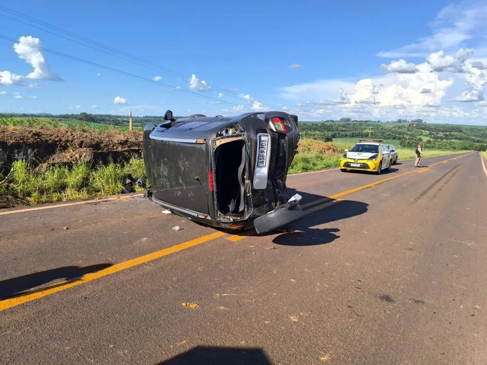 Capotamento de veiculo deixa 02 feridos graves entre Marechal Rondon e Nova Santa Rosa